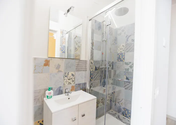 Ampio In Centro Pescaramare Daire *