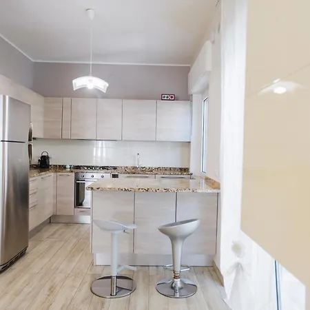 Ampio In Centro Pescaramare Pescara