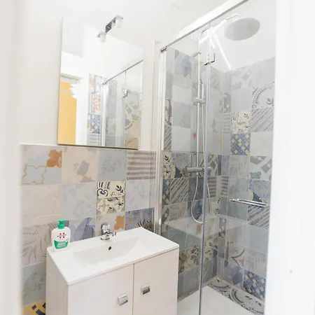 Ampio In Centro Pescaramare Appartement *