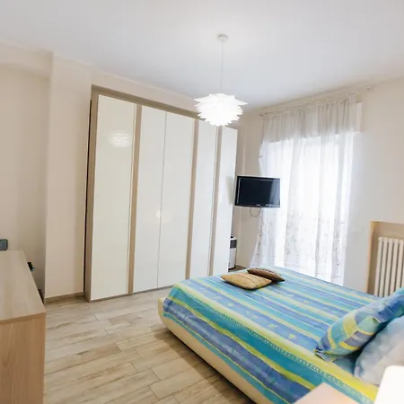 Ampio In Centro Pescaramare * Pescara