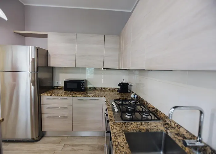 Ampio In Centro Pescaramare Pescara