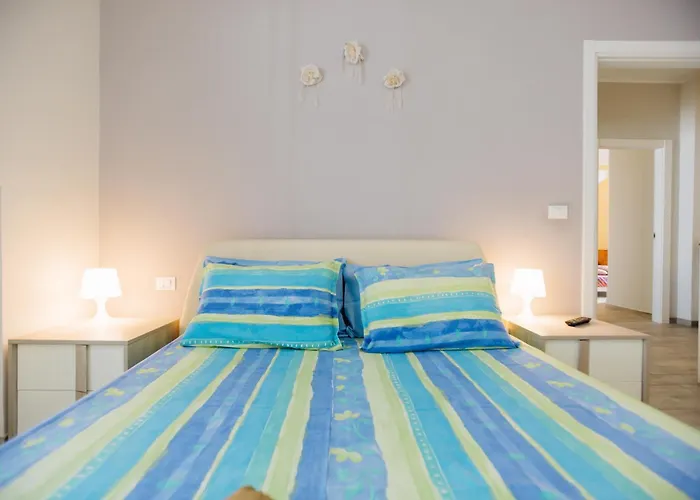 Ampio In Centro Pescaramare *