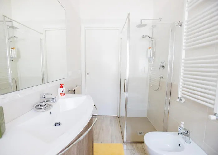 Ampio In Centro Pescaramare Pescara